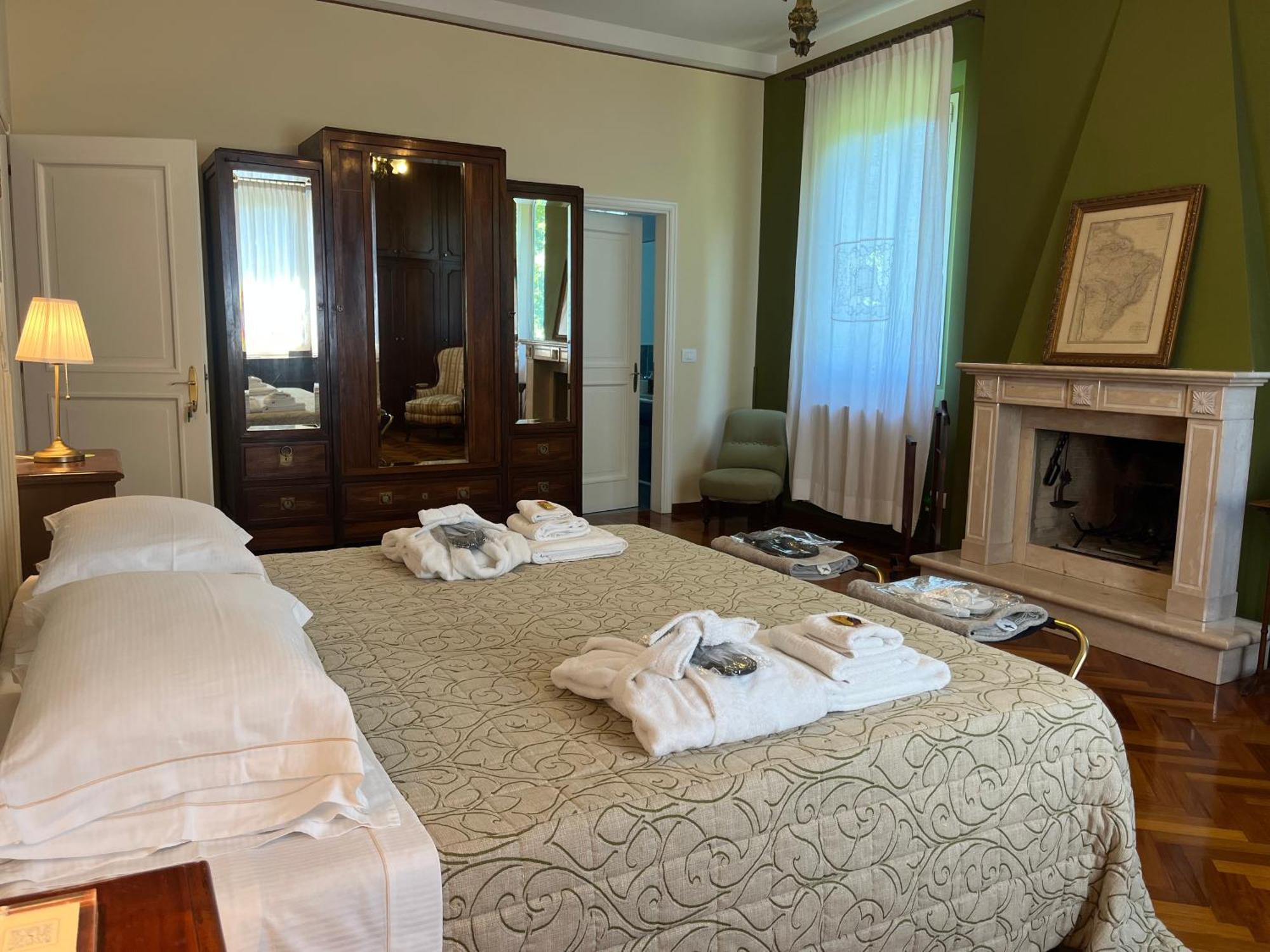 Casino Di Pragatto Bed & Breakfast Crespellano Ngoại thất bức ảnh